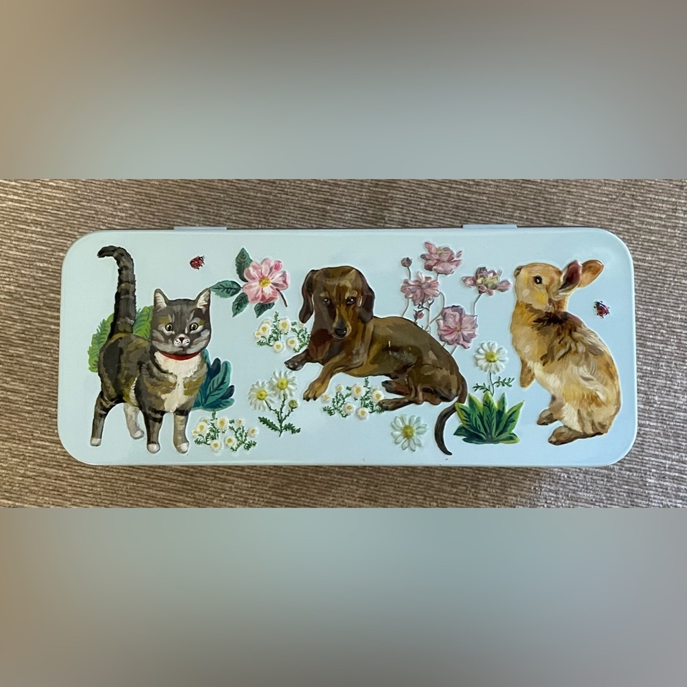 Vintage & Co. Hand cream in decorative tin - NEW - Great WHITE ELEPHANT GIFT